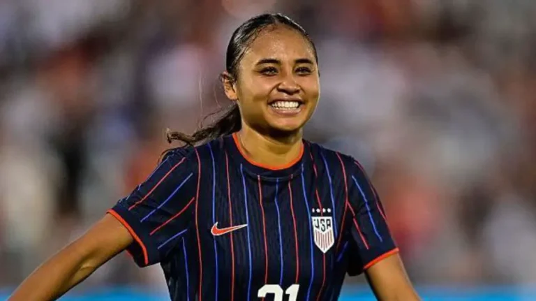 Alyssa Thompson FM26 Wonderkid